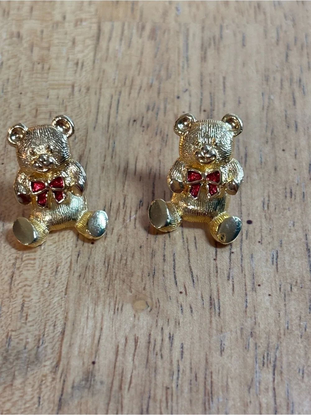 Vintage Avon Gold Tone Teddy Bear Stud Earrings with Red Enamel Bow Detail